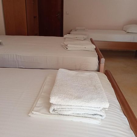 Dimitra Pentaliou Rooms كامينا فورلا الغرفة الصورة