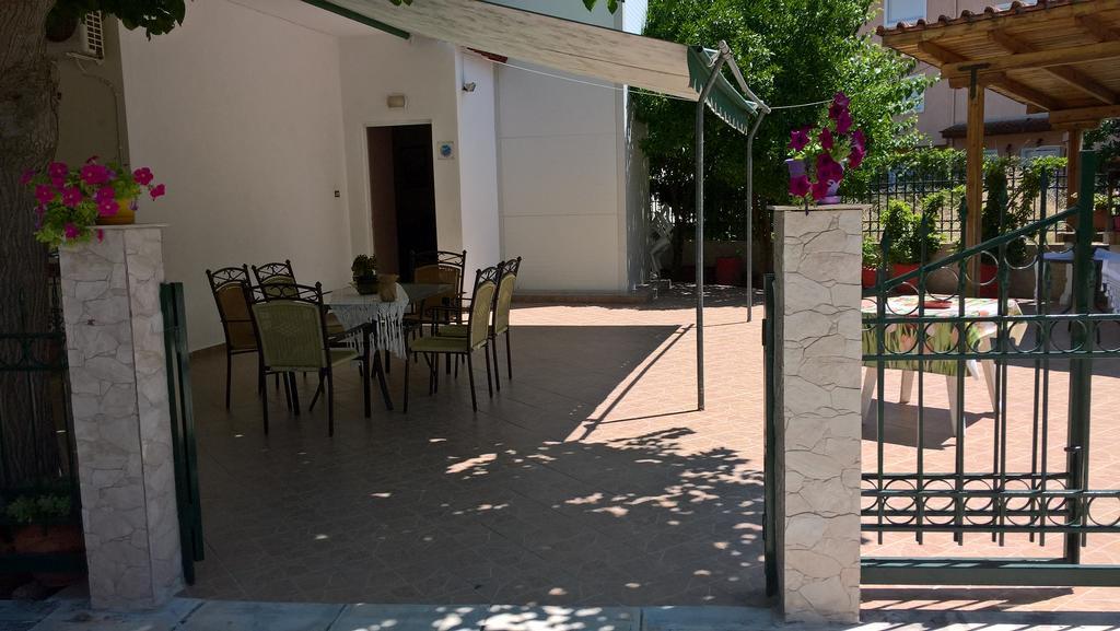 Dimitra Pentaliou Rooms كامينا فورلا المظهر الخارجي الصورة